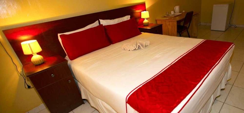 Nkanga Hotel Kasane Ngoại thất bức ảnh